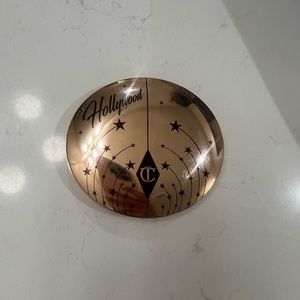 Charlotte Tilbury highlighter